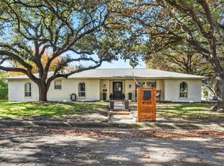 4100 Coral Cir, Fort Worth, TX 76126