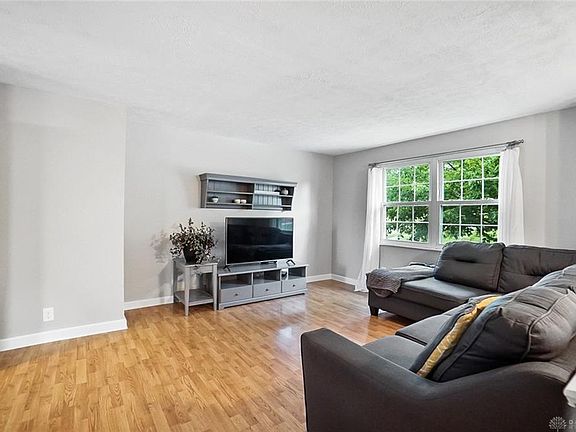 5th image of 865 Beechmeadow Ln
