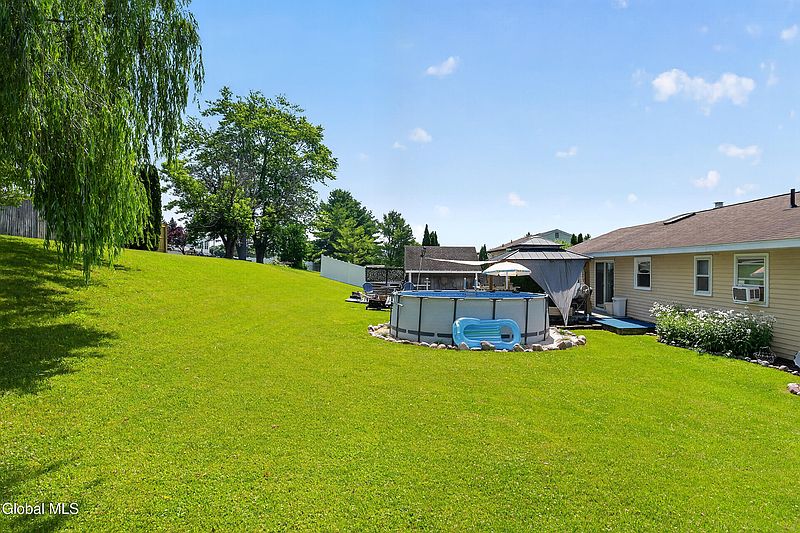 4th image of 45 Sage Road