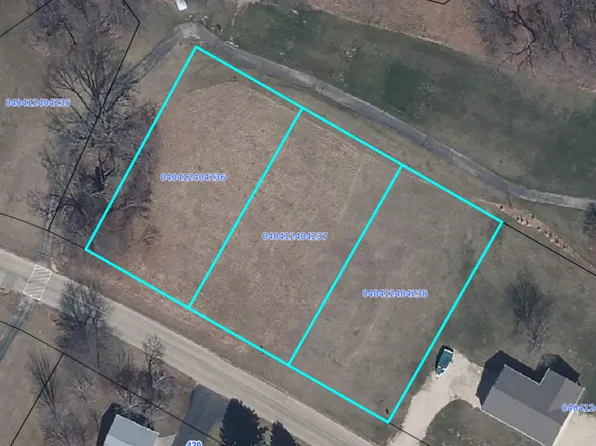 4-236 Grandview Dr, Lanark, IL 61046