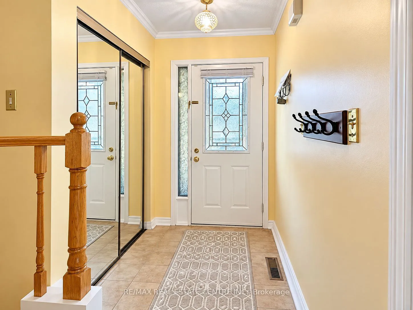 5 bed, $3,400 — Photo 2
