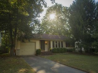 806 S Rogers Ave, Springfield, MO 65804