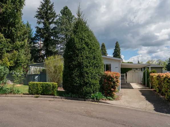 8851 SE Shadow Brook Ct #85, Clackamas, OR 97015