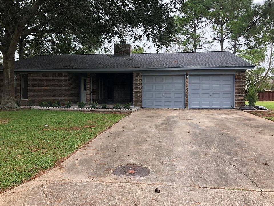 1st image of 408 S Amherst Dr