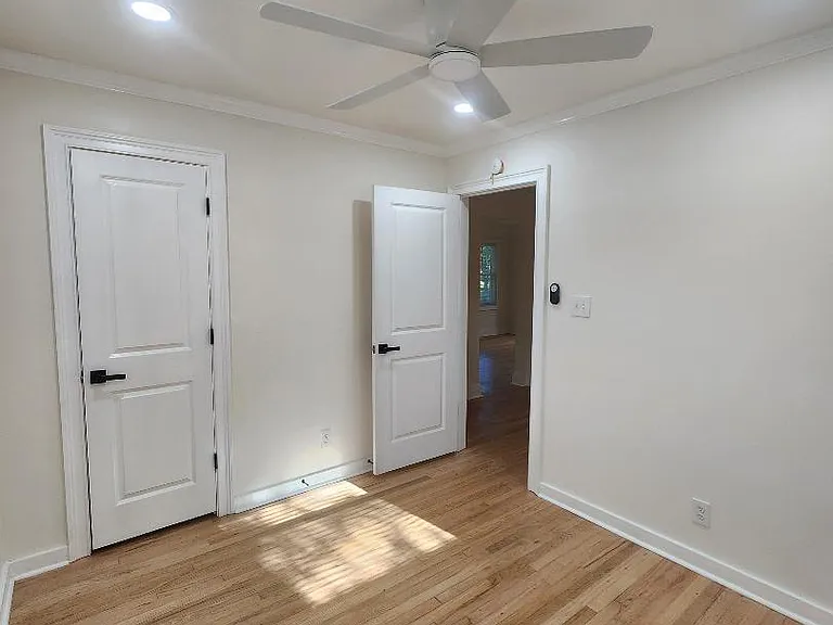 302 Kelso Dr SW — Photo 21