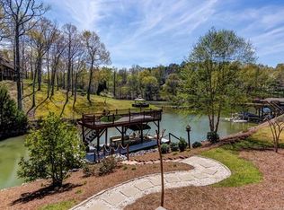 529 River Lake Ct, Fort Mill, SC 29708