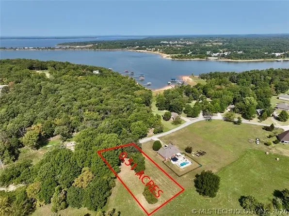 4 Meadowood, Checotah, OK 74426