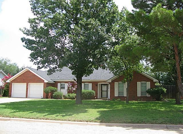 1st image of 2049 Brentwood Dr
