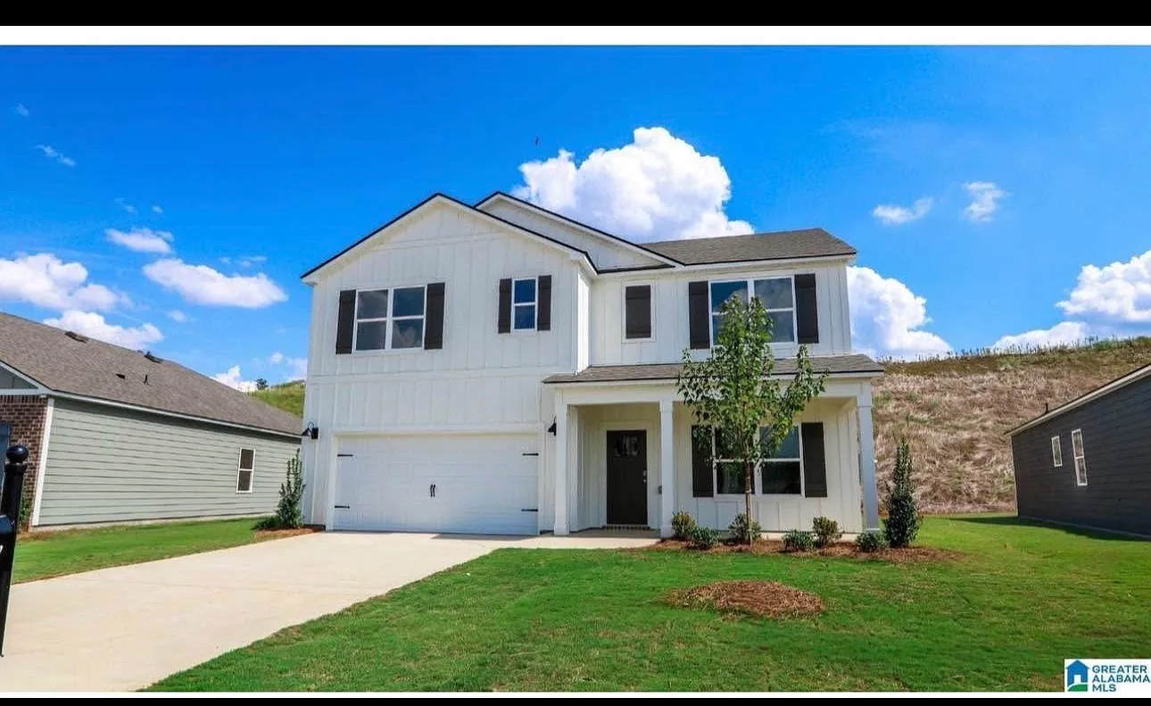 5 bed, 2511 sqft, $2,550 — Photo 1