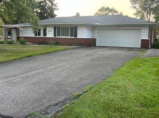 1227 Shepard Hills Blvd, Macedonia, OH 44056