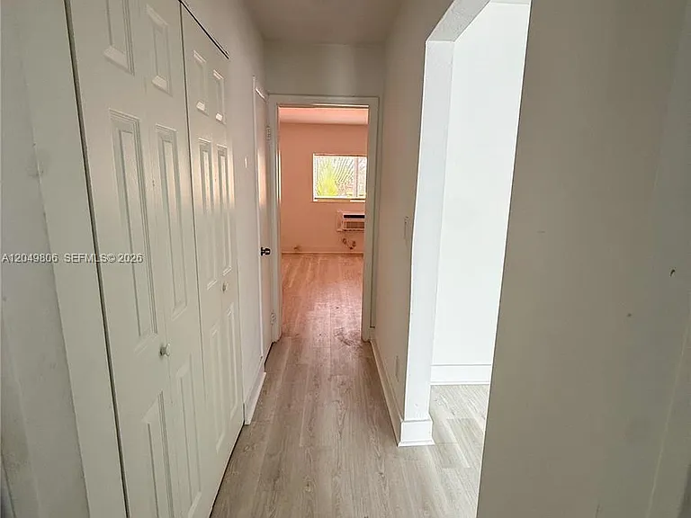 935 Bay Dr #9 — Photo 6