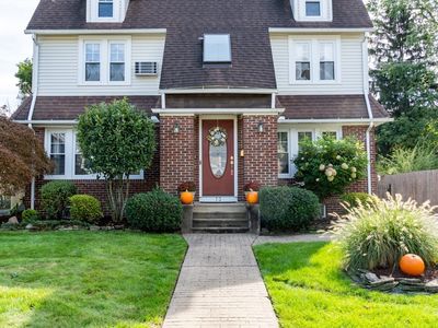 73 Reed St, Agawam, MA, 01001
