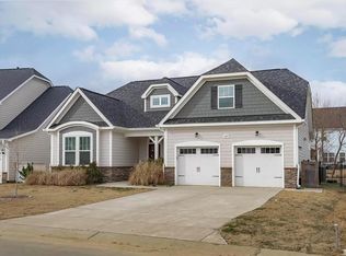 3417 Fontana Lake Dr, Fuquay Varina, NC 27526