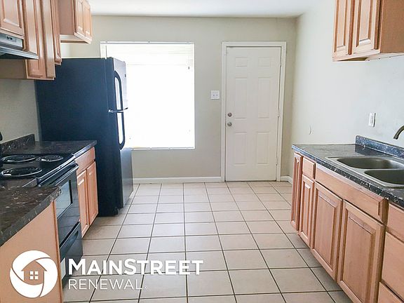 5th image of 4027 N 48th Ave