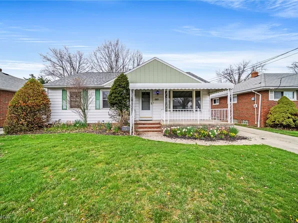 976 Bryn Mawr Ave, Wickliffe, OH 44092