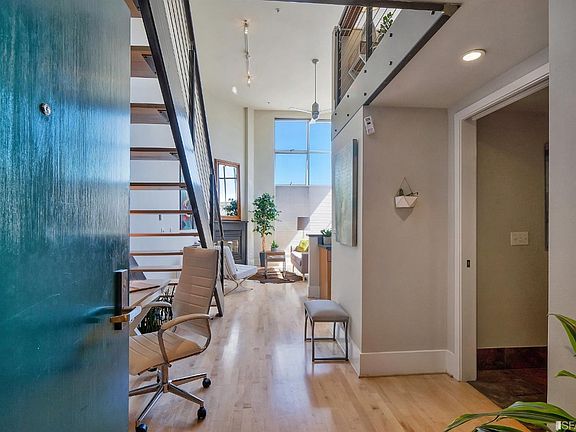 4th image of 1011 23rd St APT 10