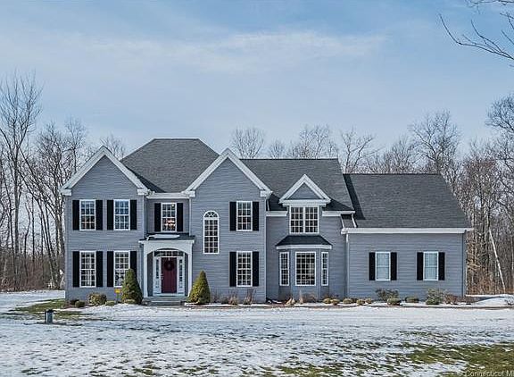 Welcome to 136 Meadowview D...