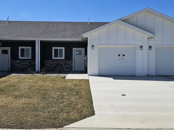 6213 S Hunt Pl, Sioux Falls, SD 57106