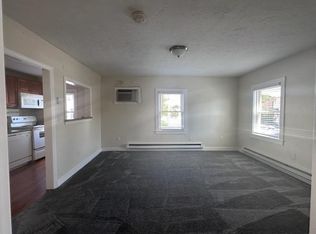 26 E Water St APT 3, Rockland, MA 02370