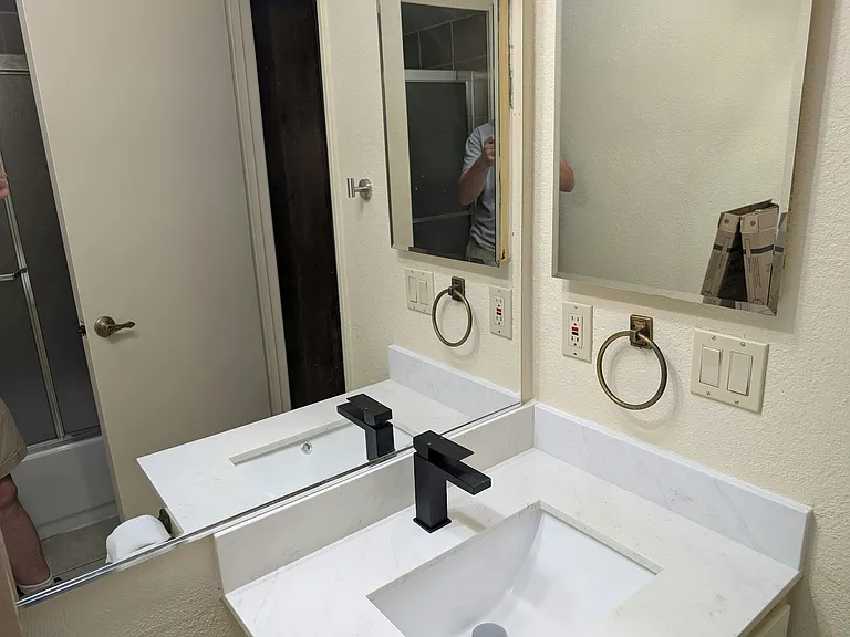 New Bathroom Vanity