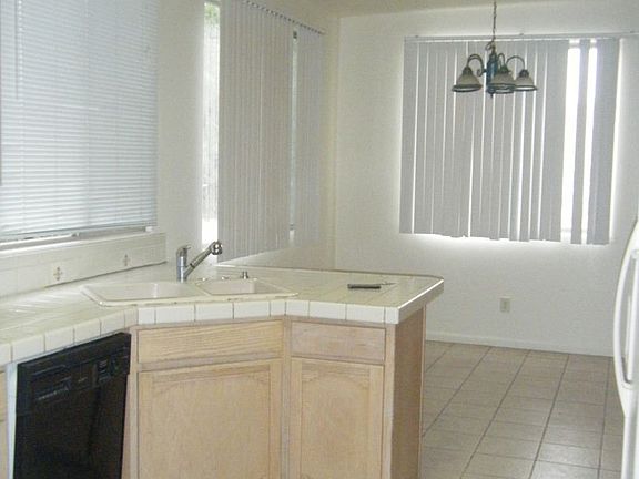 4th image of 4741 N Bamboo Cir