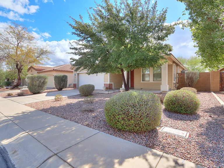 2377 E San Gabriel Trl — Photo 3