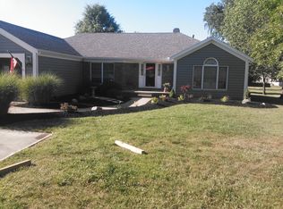 13092 Whitney Rd, Strongsville, OH 44136