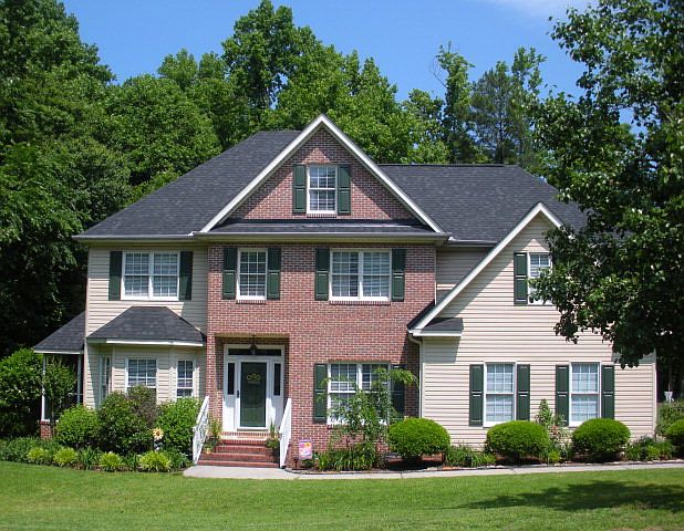 1st image of 303 Bermuda Dr
