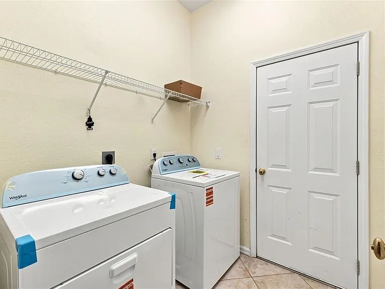 11331 Coconut Island Dr — Photo 20