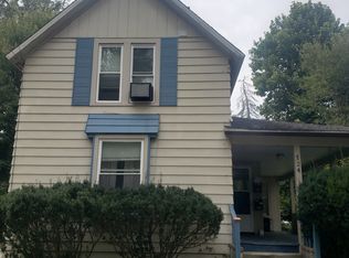 124 Grant St, Chelsea, MI 48118