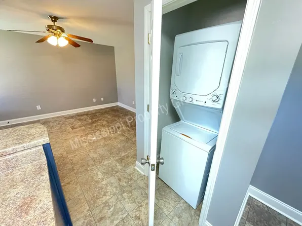 16 Private Road 4090 #16, Oxford, MS 38655