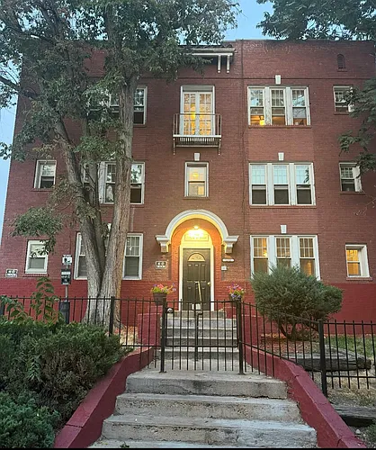 1272 N Pearl St #P-11 Photo 1