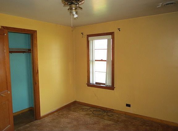 4th image of 9520 Nerbonne Ave