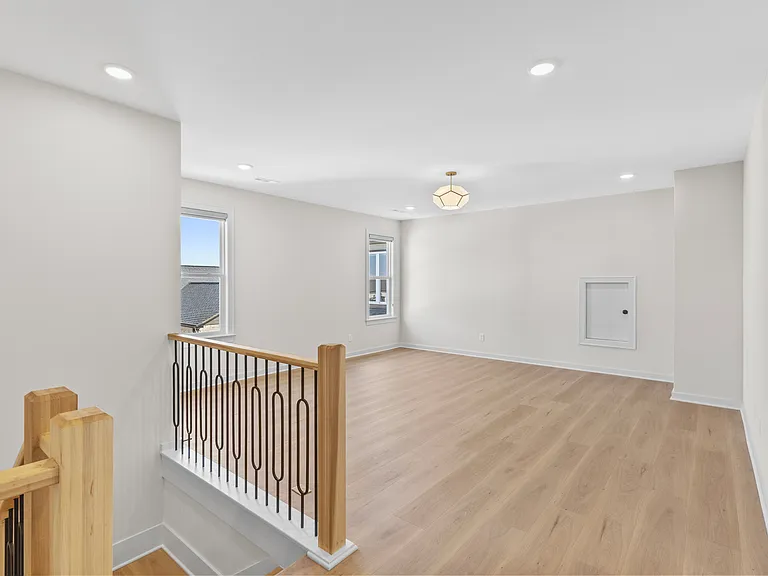 8081 Atlee Ct — Photo 46
