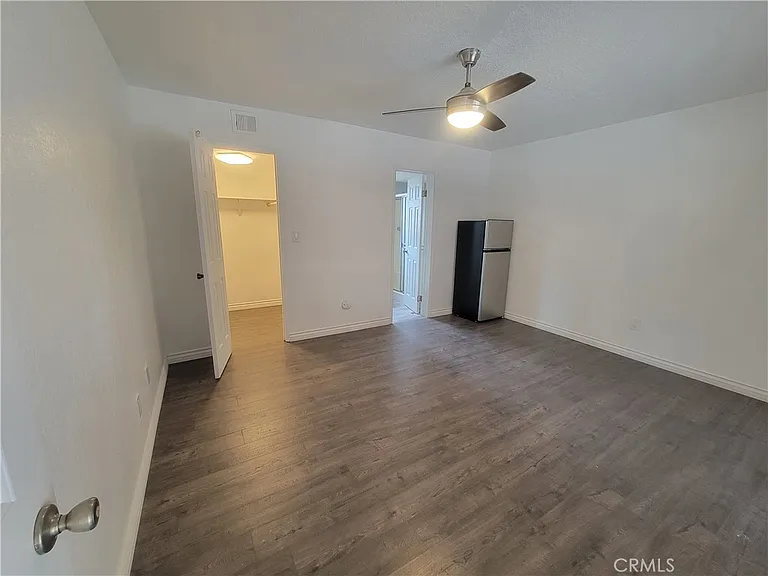 15005 Indiana Ave — Photo 3