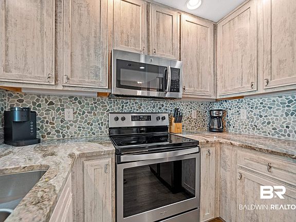 4th image of 921 W Beach Blvd Unit 1105