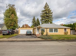 1170 Lord Ave, Cottage Grove, OR 97424