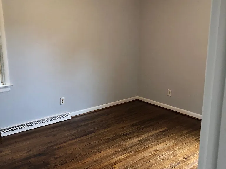 7992 Willow Ave — Photo 7