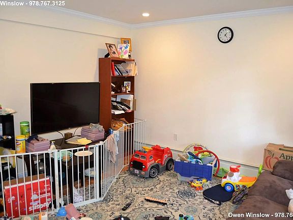 3rd image of 55 Alton Pl #5