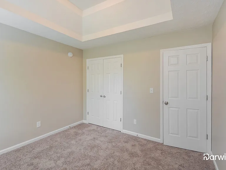 395 Spring Lake Ter — Photo 10