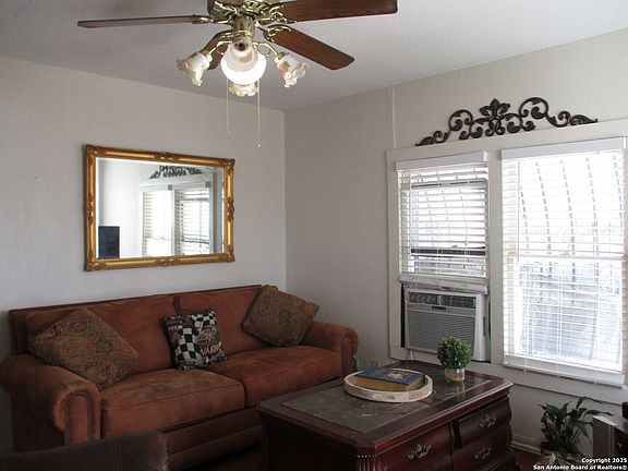 4th image of 574 N San Ignacio Ave