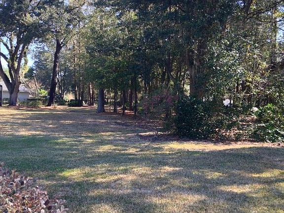 2nd image of 3075 Country Club Blvd