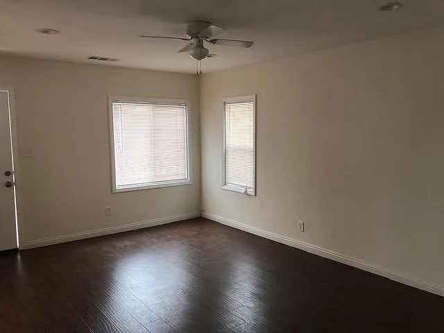 2 bed, 900 sqft, $2,750 — Photo 3