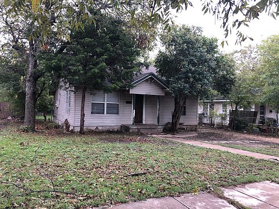 3rd image of 2222 Alexander Ave