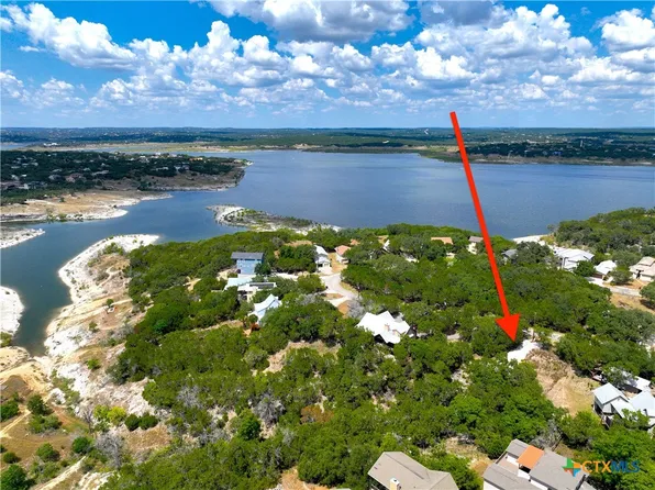 861-881 Riviera Dr, Canyon Lake, TX 78133