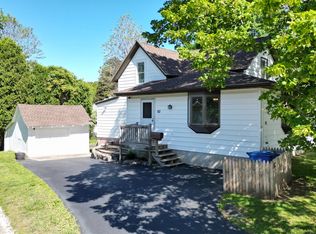 62 Pratt St, Norwich, CT 06360