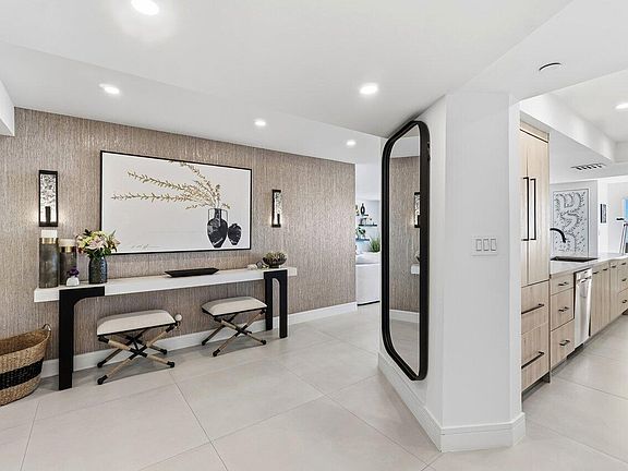 3rd image of 4001 N Ocean Boulevard #907