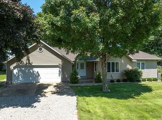 3701 Lafayette Rd, Center Point, IA 52213