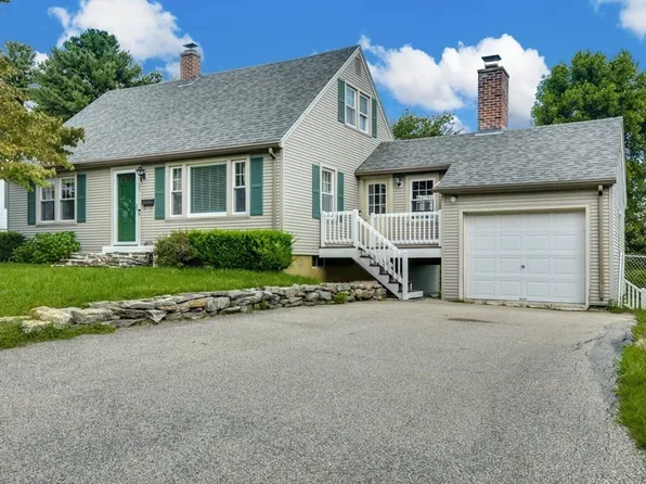 25 Davis Rd, Auburn, MA 01501