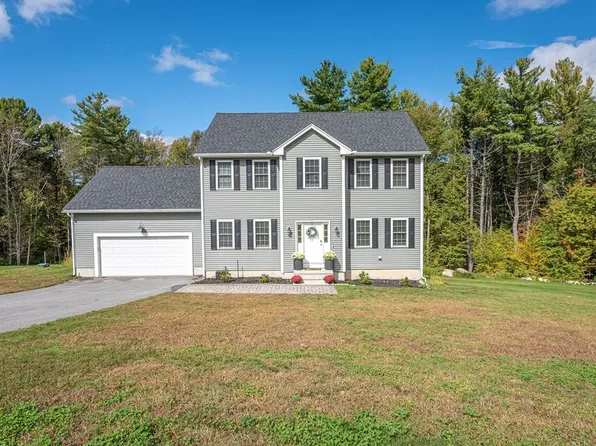 14 Whitin Hts, Douglas, MA 01516